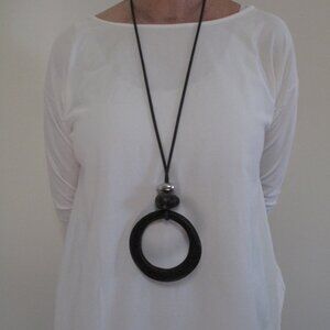 Stone circle necklace